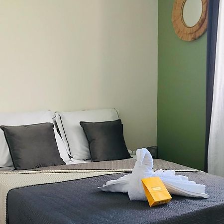 La Villa Didine Сен-Лу Екстериор снимка
